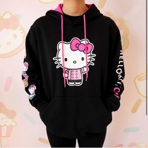 Selling the “chef hoodie” from the hello kitty cafe truck.             Size M